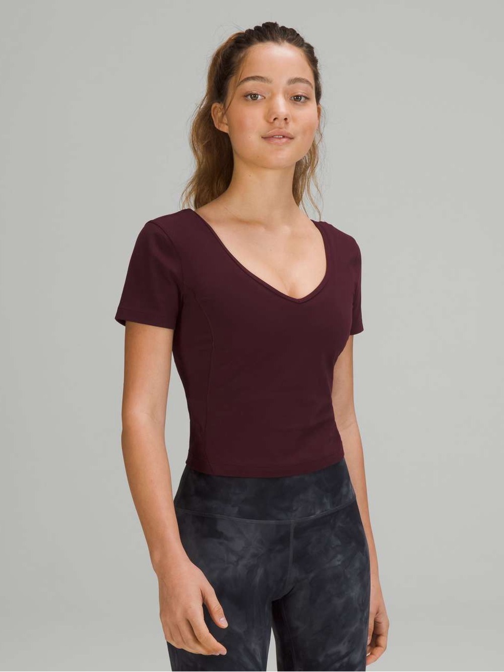 Lululemon Align T-Shirt Cassis Size 6 V Neck Short Sleeve